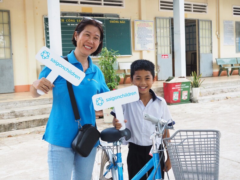 A social worker with a student
